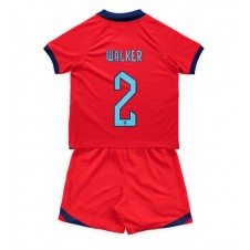England Kyle Walker #2 Bortedraktsett Barn VM 2022 Kortermet (+ korte bukser)